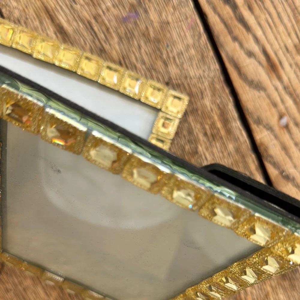 Ashland Sparkle Frame Set Classic Decor